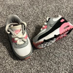 Toddler girls 4c Nike AirMax